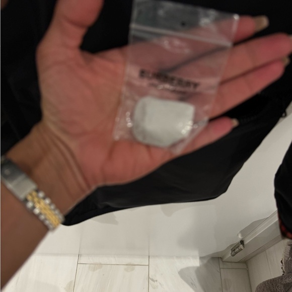 Burberry
Burberry Reversible Detachable Sleeve Jacket - Picture 7 of 15